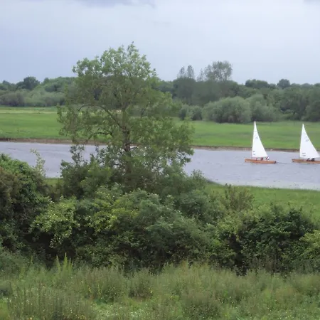 Shannonside Studios Bed & Breakfast Athlone